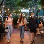 Explorando el Vibrante Encanto de El Poblado: Un Epicentro Turístico de Experiencias Inolvidables