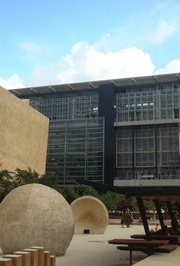 Medellín, la capital de la innovación colombiana Medellin la capital de la innovacion colombiana Territorio - Medellín: La capital de la Innovación Colombiana